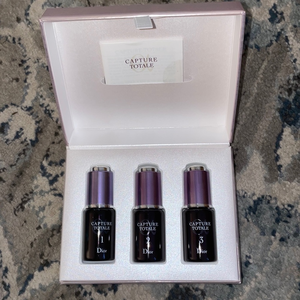 Capture totale global skincare universal antiaging face cream dior